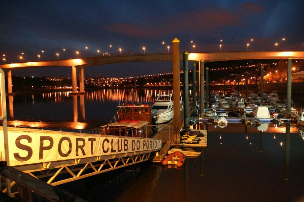 Sleepboat Hotel Porto Buitenkant foto